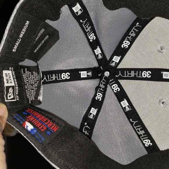 LA Hat - Picture 3 of 4